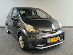 Toyota Aygo - 1.0 VVT-i Aspiration Henk Jongen Auto's in Helmond, al 50 jaar service zoals 't hoort