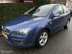 Ford Focus - 1.6-16V First Edition