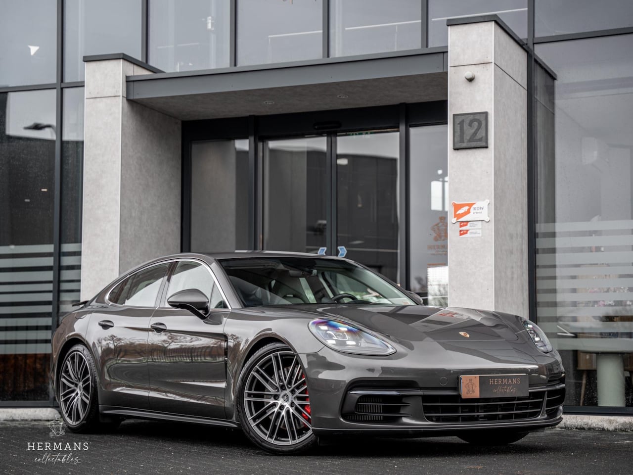 Porsche Panamera - 2.9 4 E-Hybrid / Sport-Chrono / Luchtvering / Achterasbesturing - AutoWereld.nl