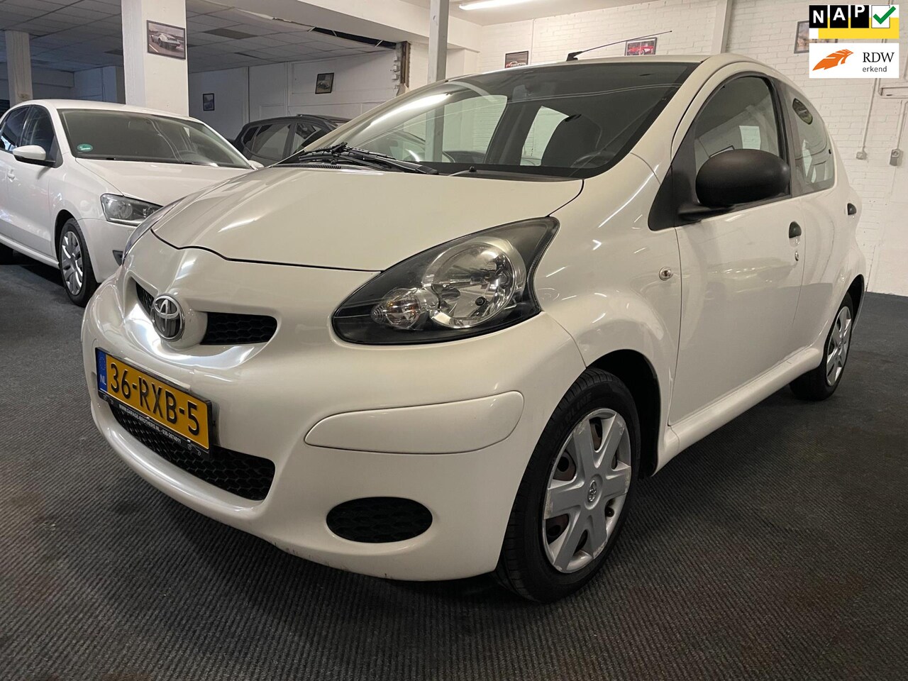 Toyota Aygo - 1.0-12V Cool/Airco/Elec ramen/Apk nw - AutoWereld.nl