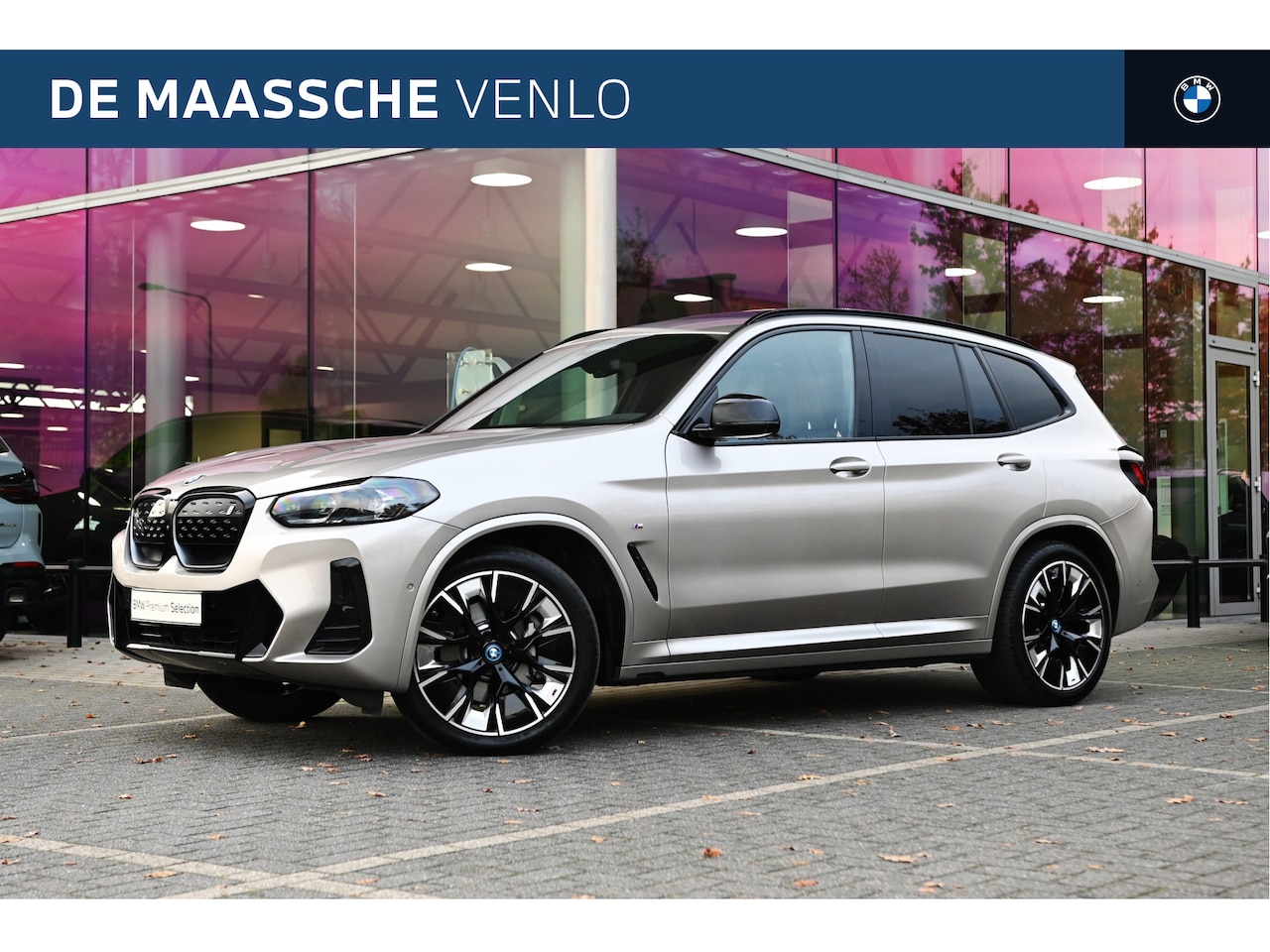 BMW iX3 - High Executive / Trekhaak / Sportstoelen / Adaptieve LED / Parking Assistant Plus / Head-U - AutoWereld.nl