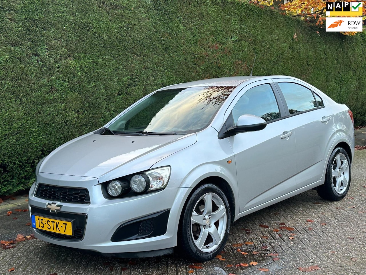 Chevrolet Aveo - 1.2 LT /AIRCO/ZEER LAGE KM/RIJDTSUPER!/ - AutoWereld.nl