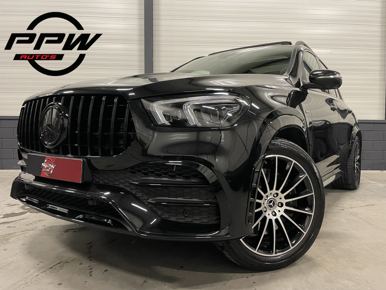 Mercedes-Benz GLE-Klasse - 350 e 4MATIC AMG BLACK ALL BLACK PANO/21"/LUCHTVERING/360CAMERA/NIGHT-PACK/KEYLESS/A.BANK - AutoWereld.nl