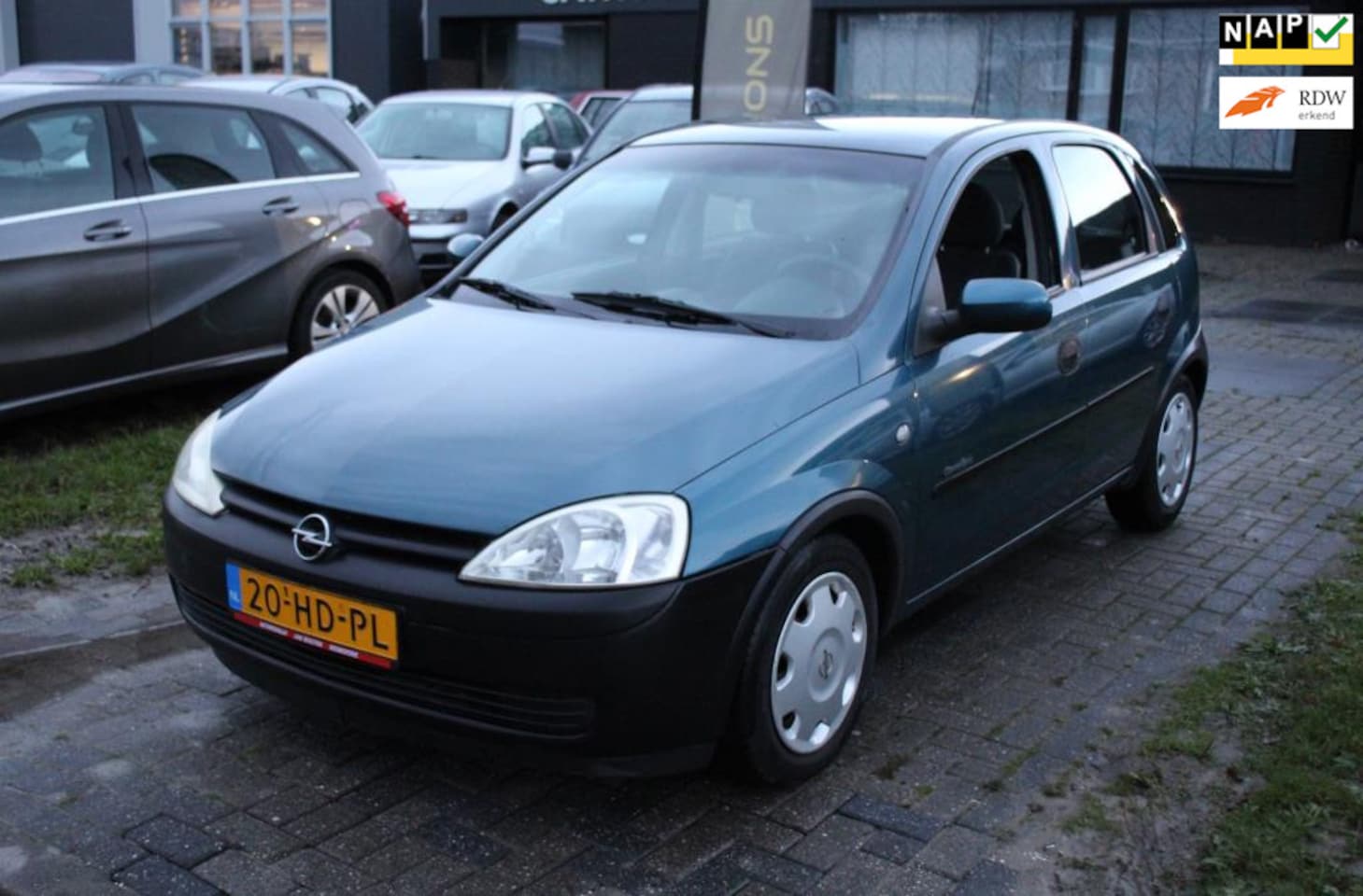 Opel Corsa - 1.2-16V Comfort 5-deurs APK okt 2025 Trekhaak Lage Km. Zuinig NAP - AutoWereld.nl