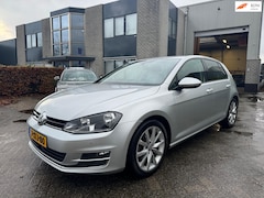 Volkswagen Golf - 1.6 TDI Highline DSG Navi