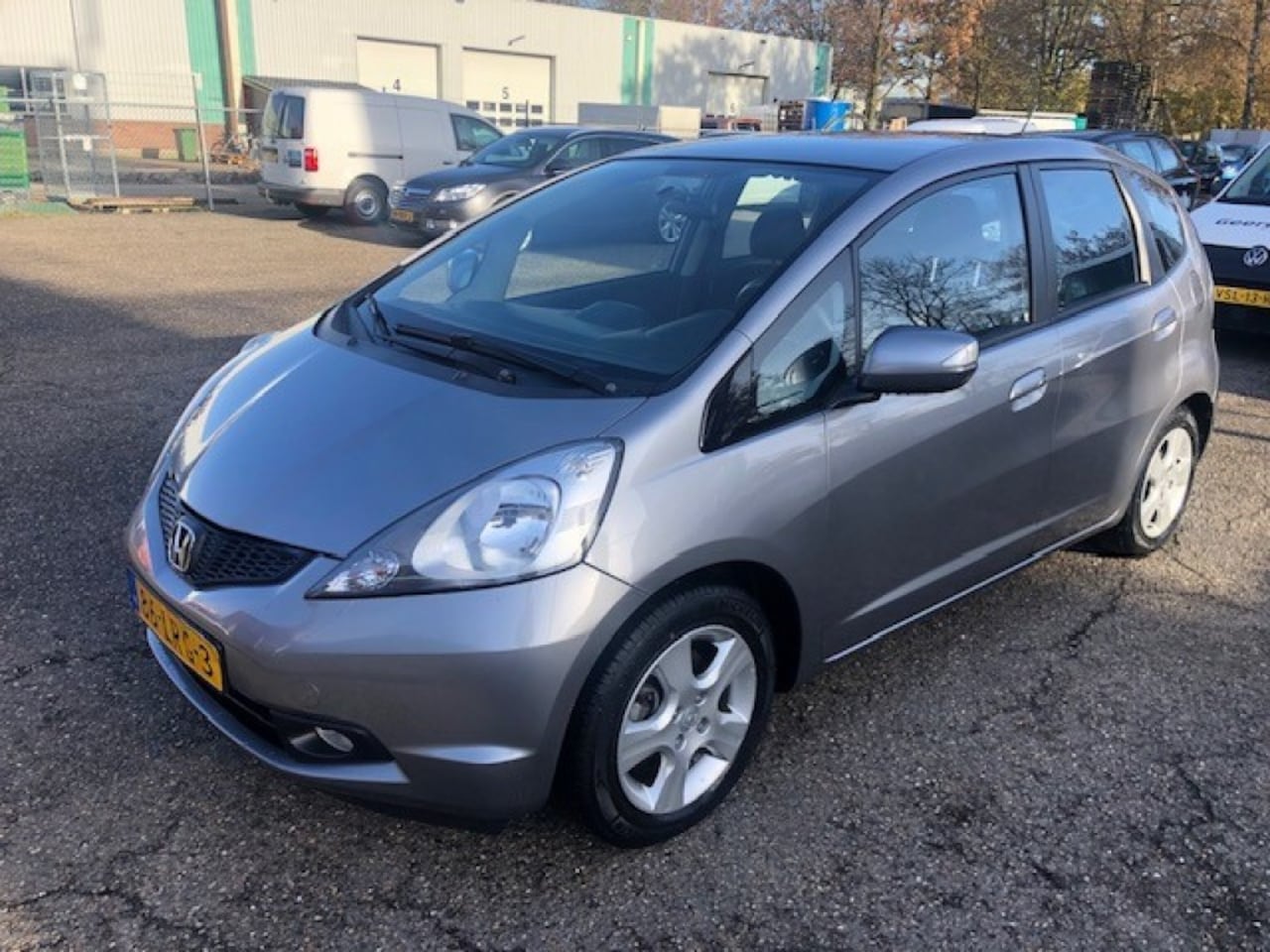 Honda Jazz - 1.4 Automaat Comfort/ ECC/ LM/ Achteruitrijcamera/ Weinig km's - AutoWereld.nl