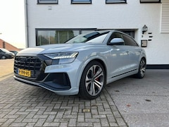 Audi Q8 - 55 TFSIe Q8 S line