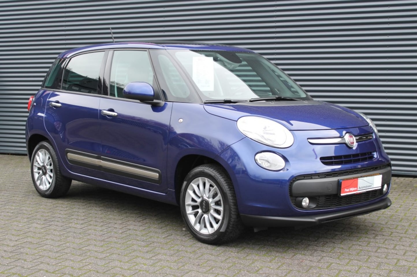 Fiat 500 L - 0.9 TwinAir Lounge Uitv. Panoramadak - Navigatie - AutoWereld.nl