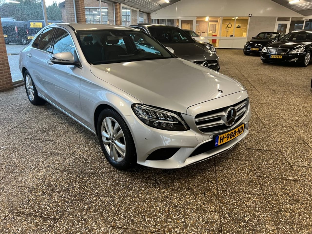 Mercedes-Benz C-klasse - C 180 Avantgarde facelift, led, sfeerverl - AutoWereld.nl