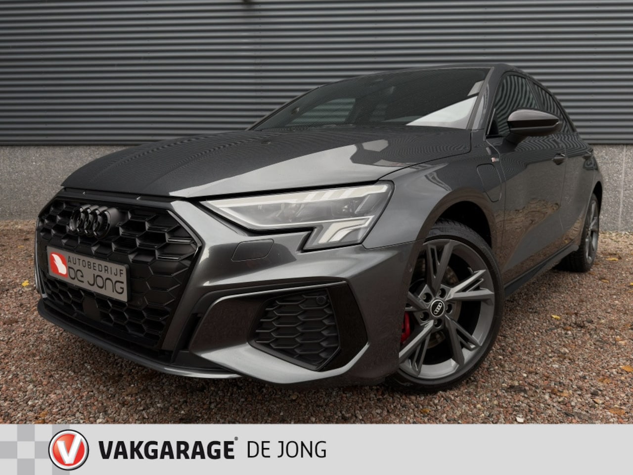 Audi A3 Sportback - 45TFSIe 245PK Competition | B&O | RS-Stoelen | Matrix LED | Came - AutoWereld.nl