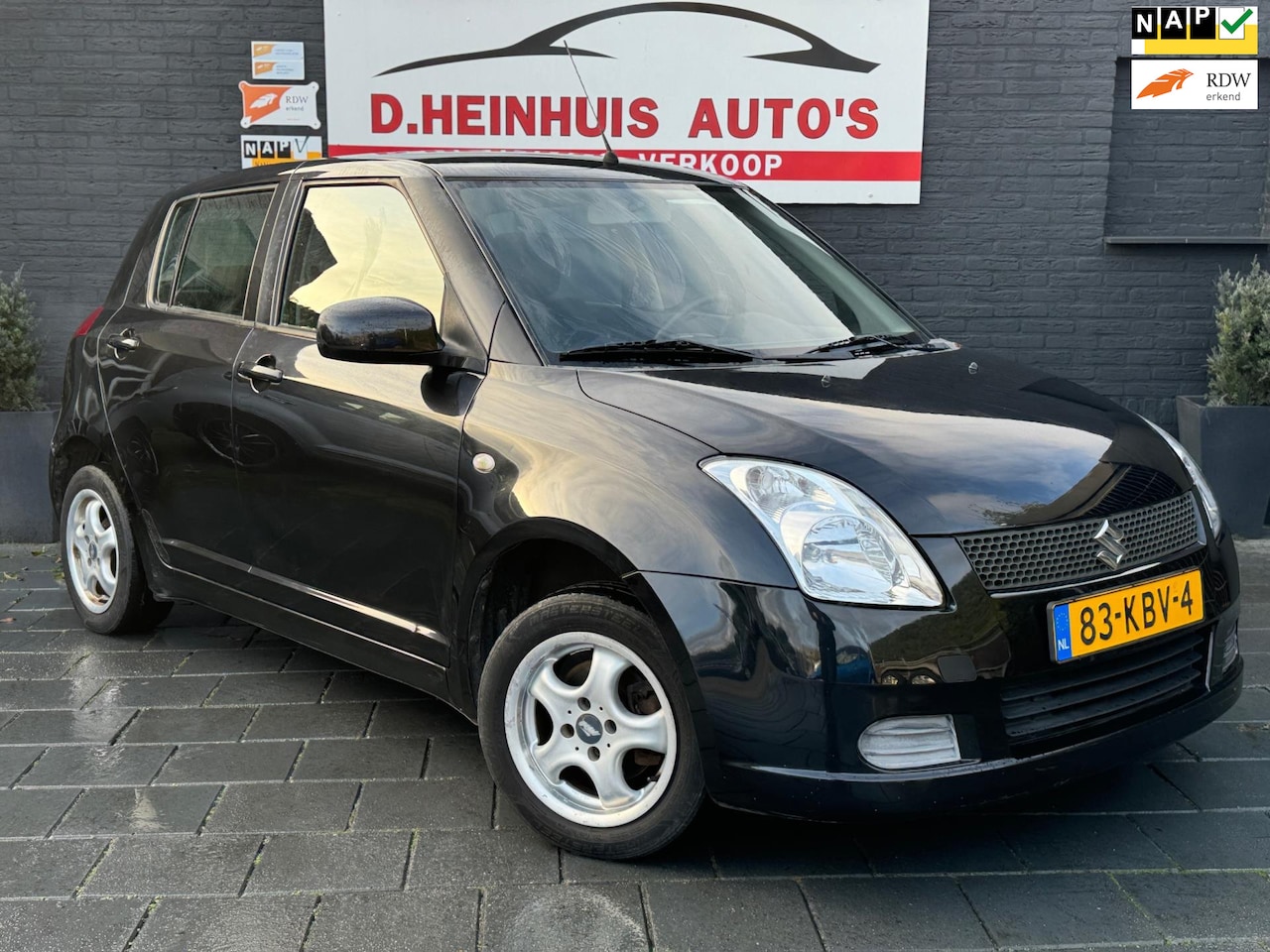 Suzuki Swift - 1.3 GA 5DEURS - AutoWereld.nl