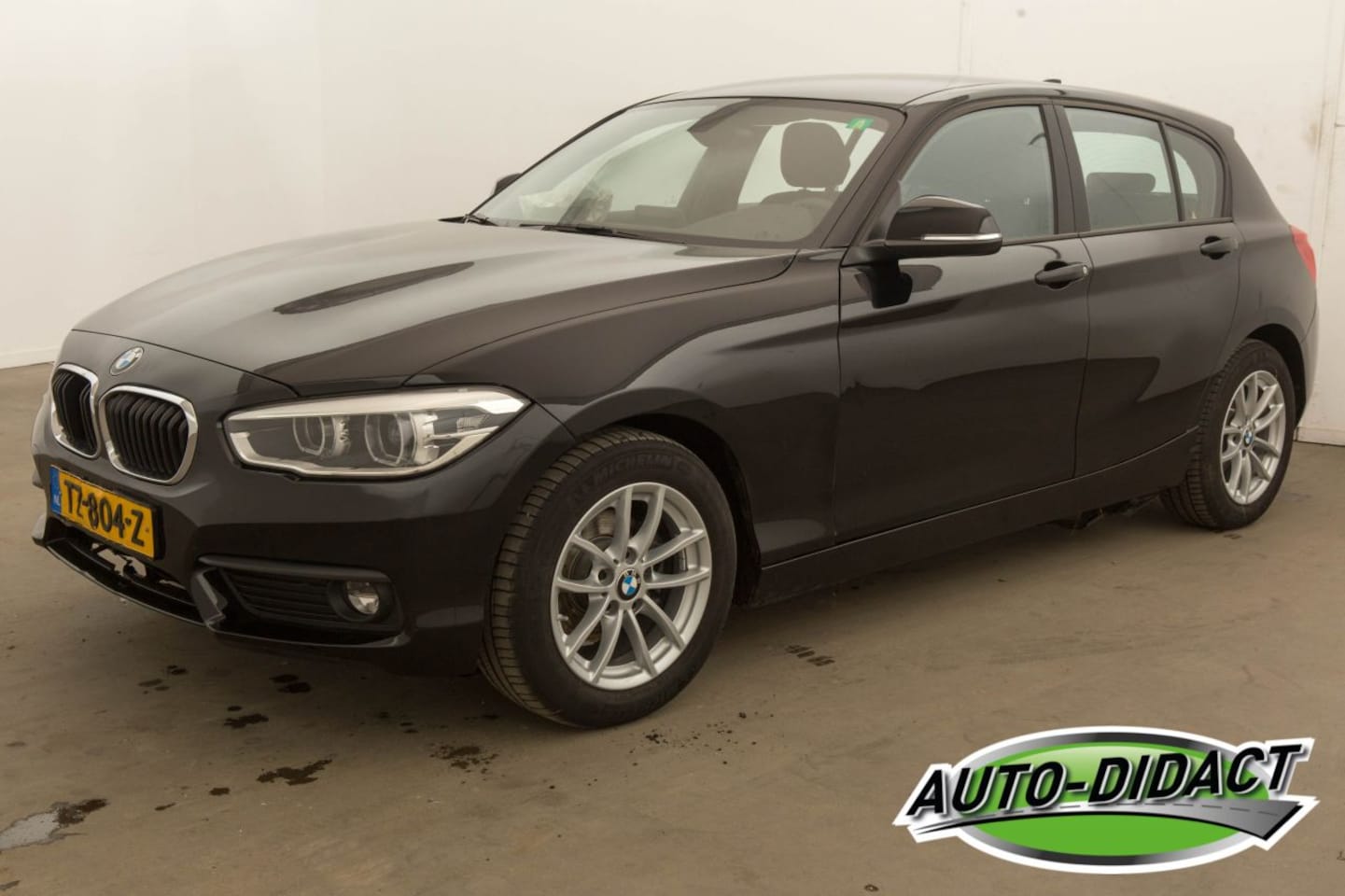 BMW 1-serie - 118i Automaat 34.100 km Executive - AutoWereld.nl