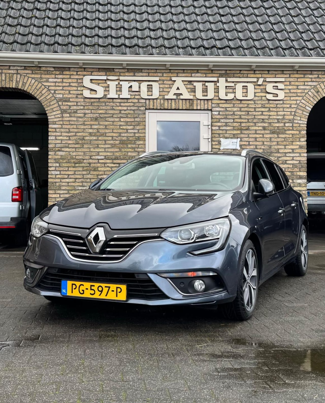 Renault Mégane Estate - 1.2 TCe Bose Bj 2017 Luxe uitvoering - AutoWereld.nl