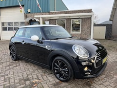 MINI Cooper - 1.5 Cooper Business line, NWST, NAP, 1e eig, Navi