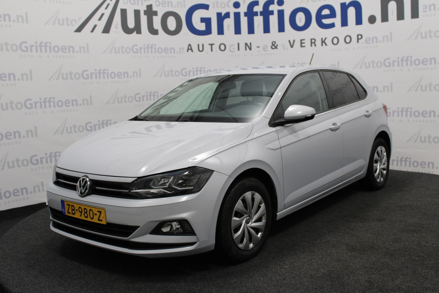 Volkswagen Polo - 1.0 TSI Comfortline nette 5-deurs met airco - AutoWereld.nl