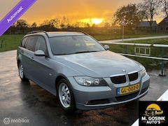 BMW 3-serie Touring - 318i High Executive