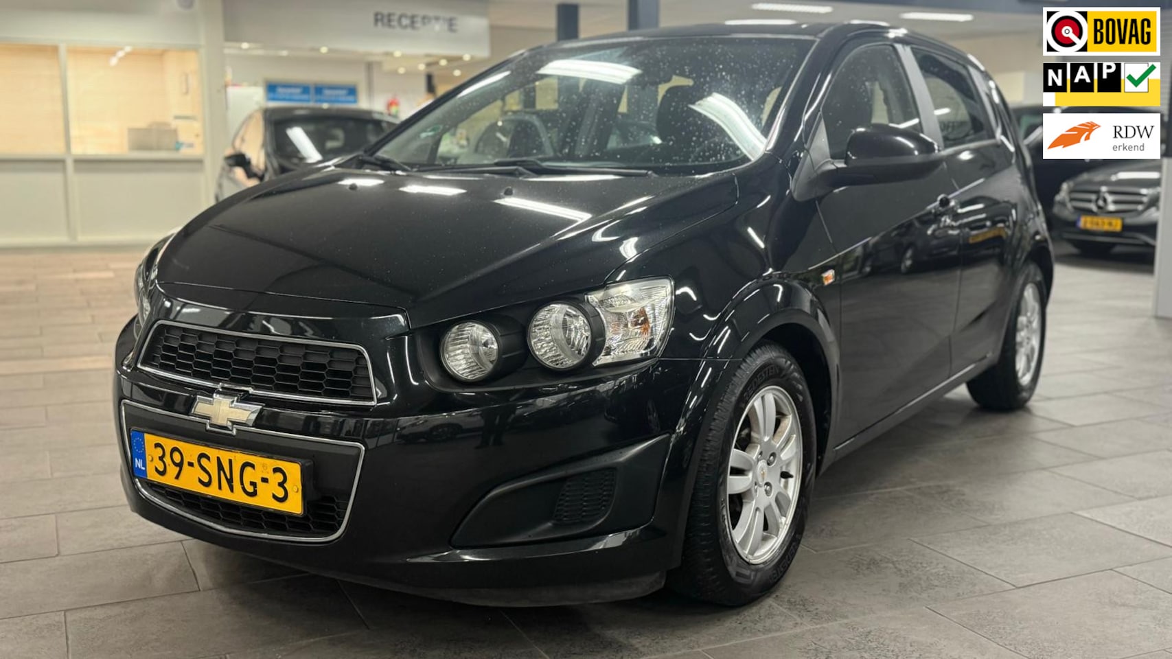 Chevrolet Aveo - 1.2 LT 5-deurs clima cruise controle elektrische pakket lm-velgen trekhaak Apk 10/11/25 - AutoWereld.nl