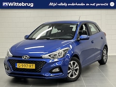 Hyundai i20 - 1.2 MPi i-Motion TREKHAAK | NAVIGATIE | PARKEERCAMERA | AIRCO | LICHTMETALEN VELGEN | LEUK