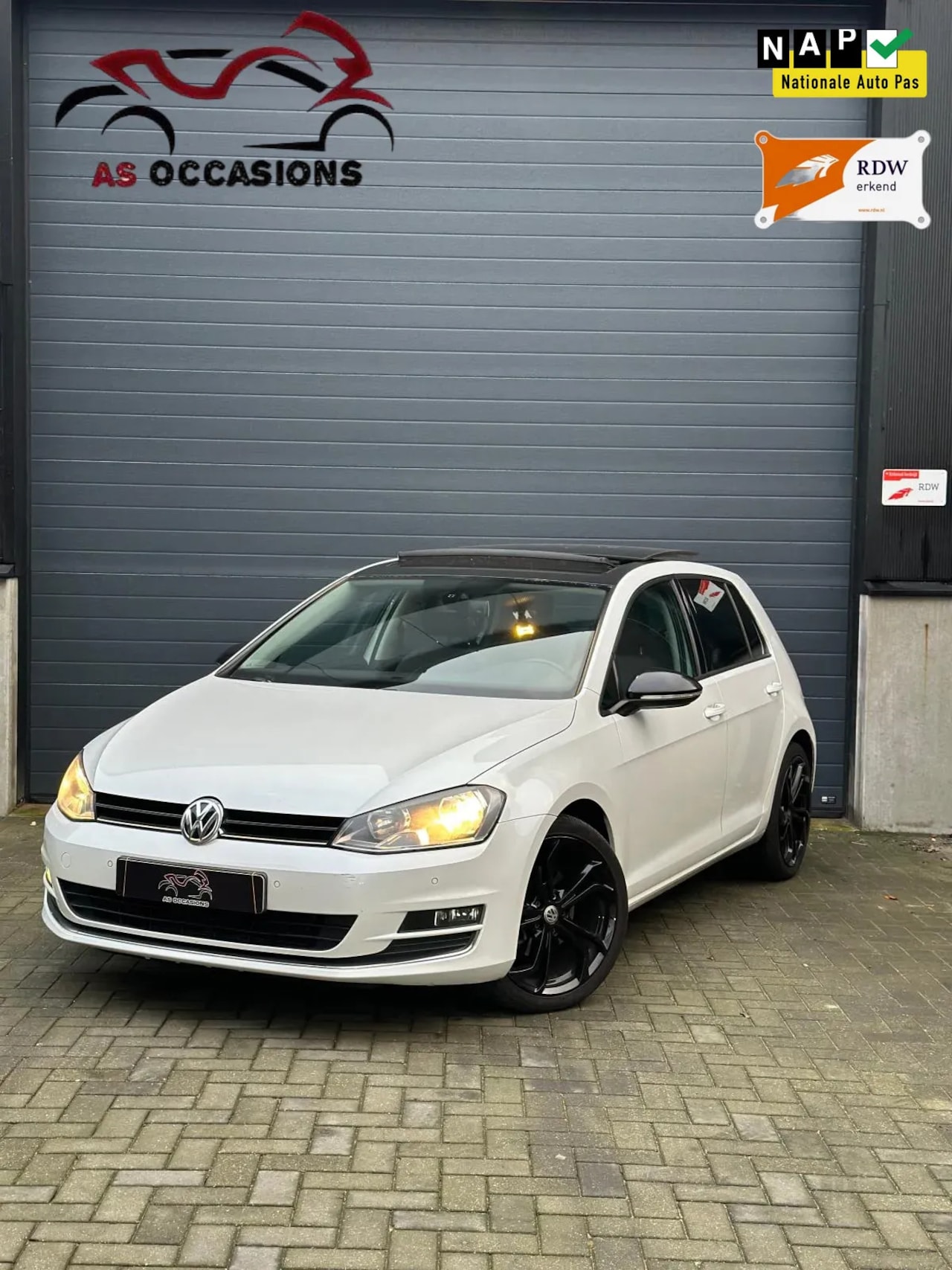 Volkswagen Golf - 1.2 TSI Highline 1.2 TSI Highline - AutoWereld.nl