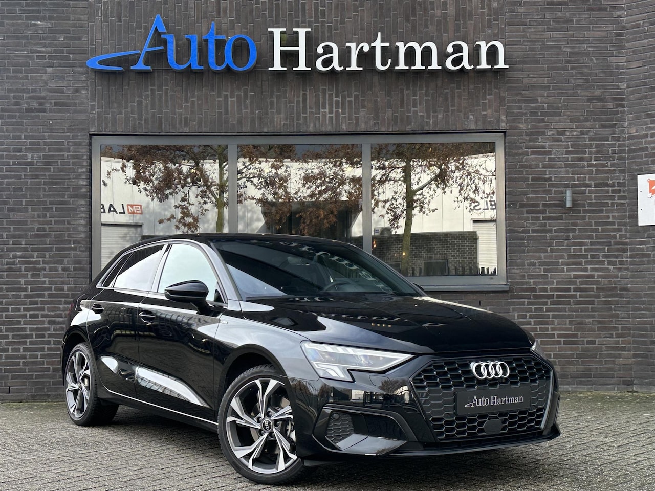 Audi A3 Sportback - 40 TFSI e Advanced Sfeerverlichting | Camera | Stoelverwarming | 18 inch S-line - AutoWereld.nl