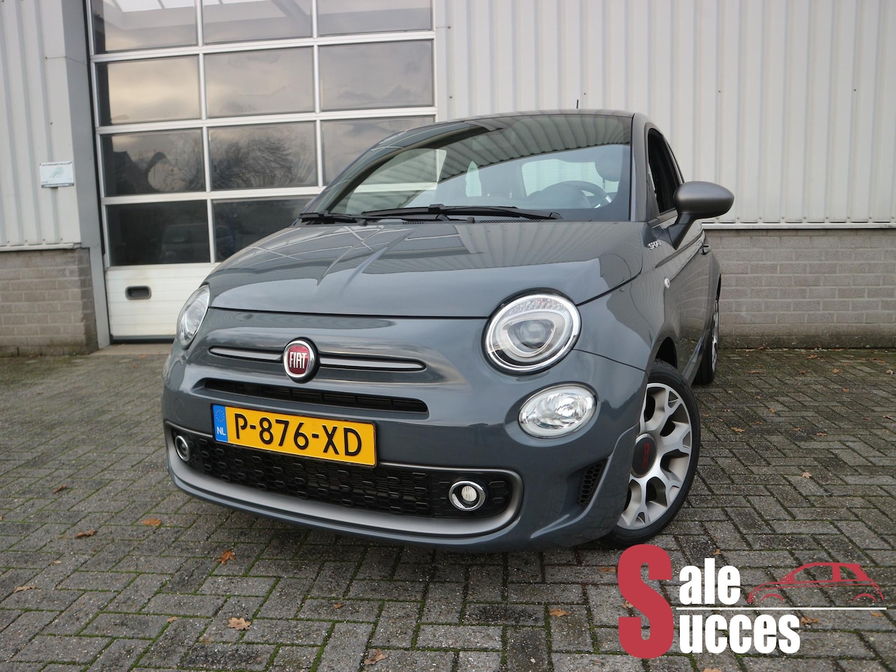 Fiat 500 - 1.0 Hybrid Sport Apple Carplay Nieuwstaat! - AutoWereld.nl