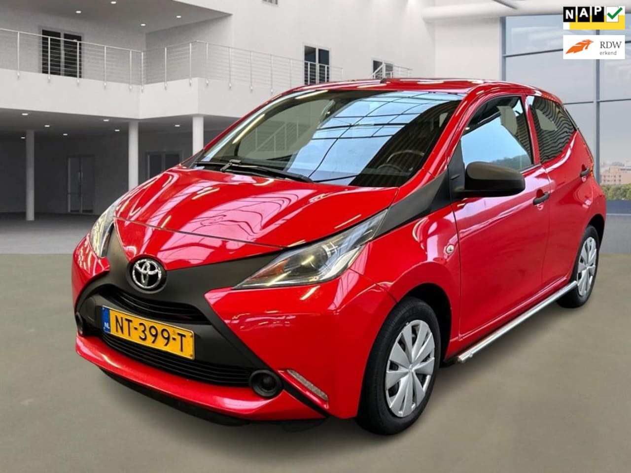 Toyota Aygo - 1.0 VVT-i x-fun // NL PRIJS 5799 - AutoWereld.nl