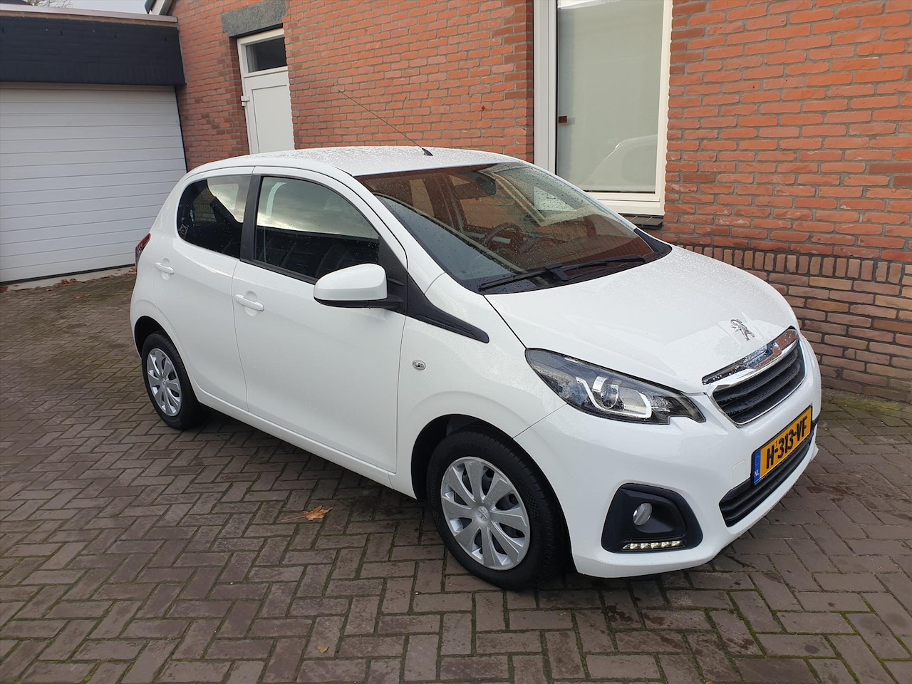 Peugeot 108 - 1.0 e-VTi 72pk 5D - AutoWereld.nl