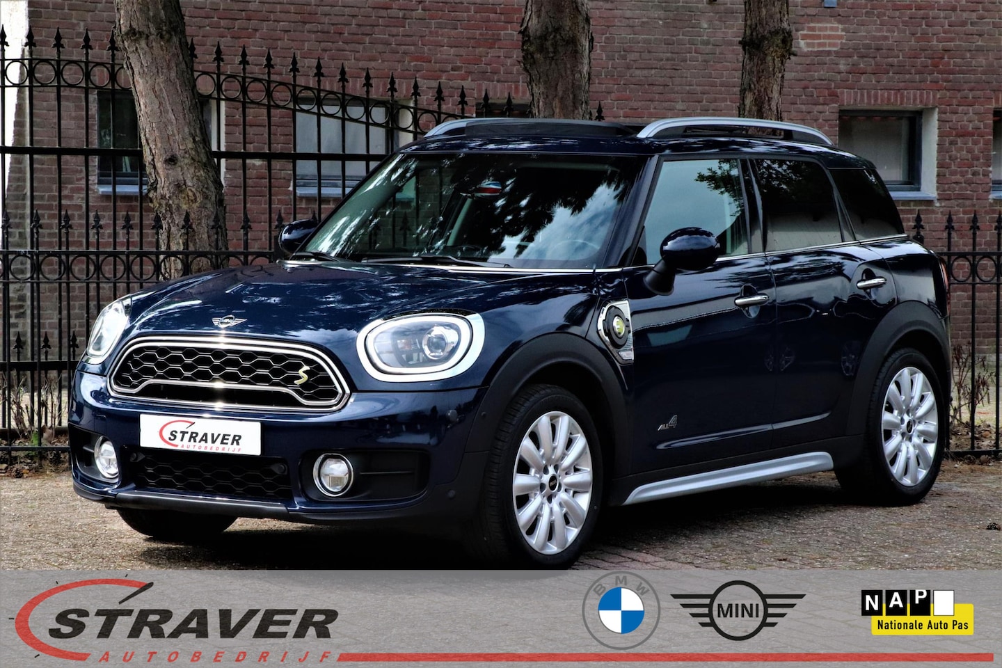 MINI Countryman - Mini 2.0 Cooper S E ALL4 Chili |Head-Up |Elektrisch schuif/pano dak - AutoWereld.nl