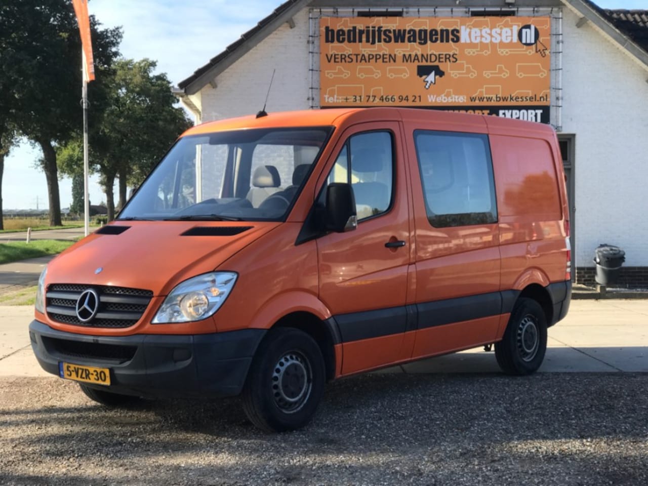 Mercedes-Benz Sprinter - 210 2.2 CDI Euro 5 L1H1 DC 7 pers. Trekhaak - AutoWereld.nl