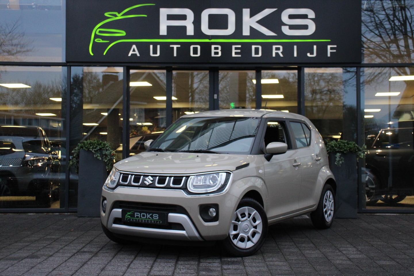 Suzuki Ignis - 1.2 Smart Hybrid Comfort 1.2 Smart Hybrid Comfort - AutoWereld.nl