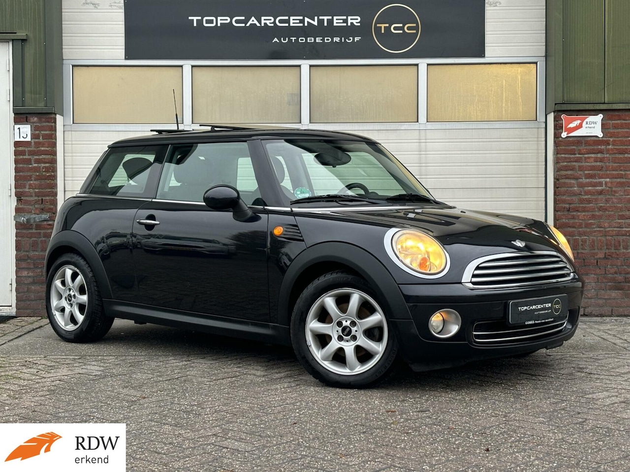 MINI Cooper - Mini 1.6 Cooper/AIRCO/PANO/STOELV/LEER/LM.VELG/APK - AutoWereld.nl