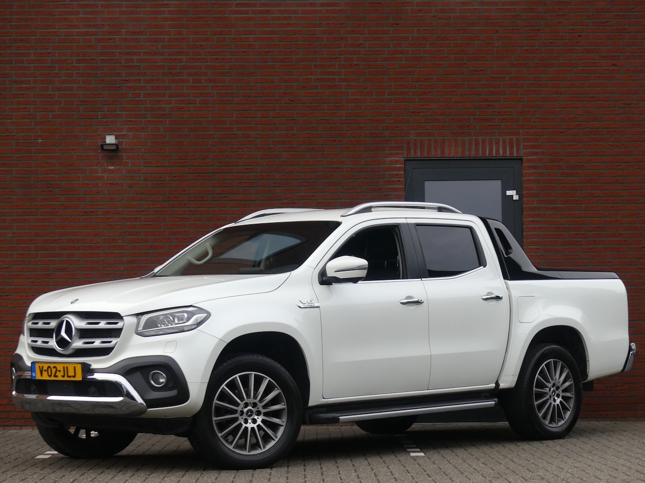 Mercedes-Benz X-klasse - 350 d 4-MATIC Power Edition LED Trekhaak/PDC - AutoWereld.nl