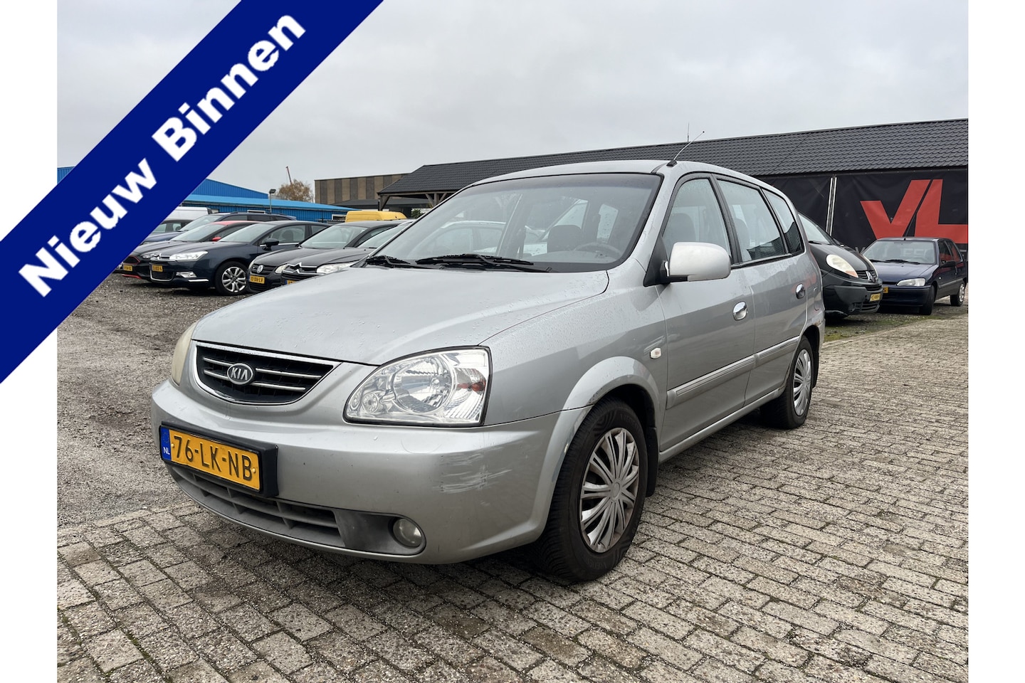 Kia Carens - 1.8-16V EX | Lees Tekst | Zo mee - AutoWereld.nl