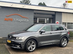 Volkswagen Tiguan - 1.4 TSI ACT 150PK R-line pano trekh virtual