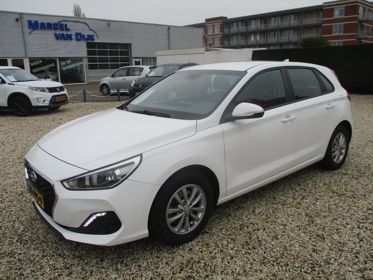 Hyundai i30 - 1.0 T-GDI Comfort 1.0 T-GDI Comfort - AutoWereld.nl