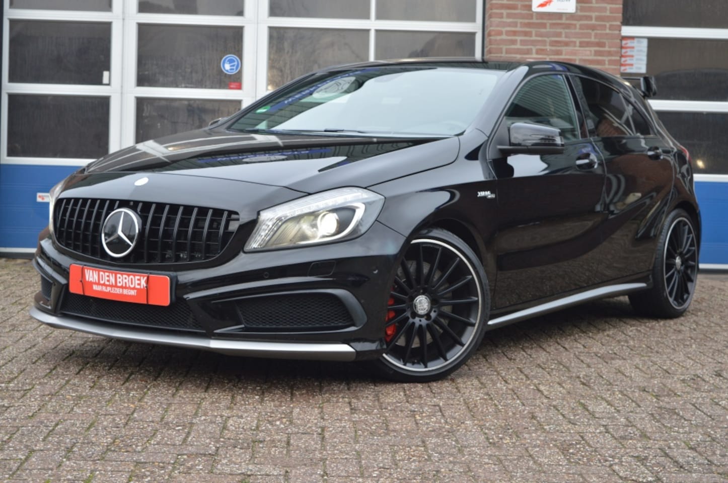 Mercedes-Benz A-klasse - 45 AMG 4MATIC 400PK - AUT - NAVI - CAMERA - AutoWereld.nl