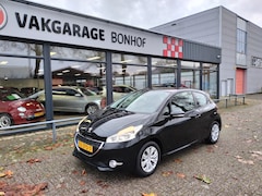 Peugeot 208 - 1.2 VTi Envy CLIMA-CRUISE-TREKHAAK