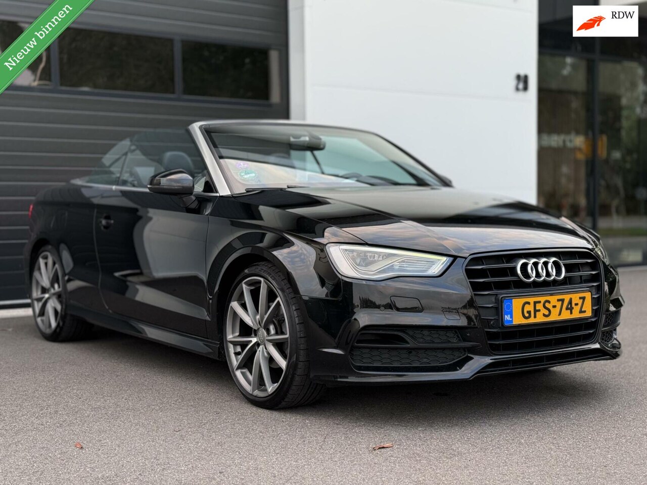 Audi A3 Cabriolet - 1.4 TFSI CoD S-Line Apple CarPlay | 19INCH - AutoWereld.nl