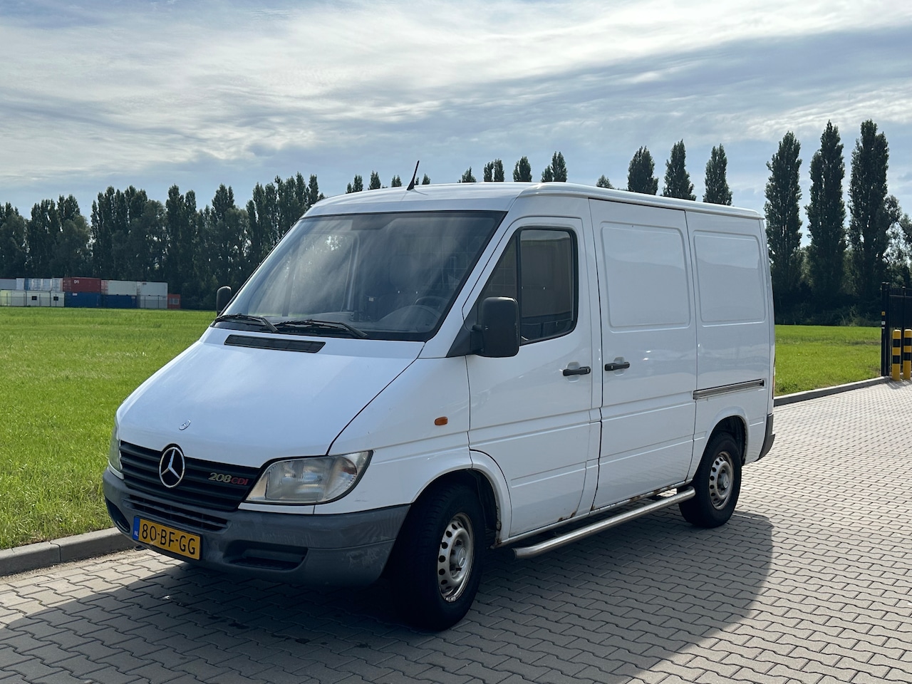 Mercedes-Benz Sprinter - 208 CDI 2.2 300 Original AUT I Cam I APK 05/25 I Imperiaal I Btw auto I Grote beurt - AutoWereld.nl