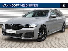 BMW 5-serie Touring - 530e High Executive M Sport Automaat / Panoramadak / Trekhaak / Stoelverwarming / Laserlig