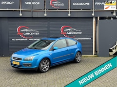 Ford Focus - 2.0-16V Futura DAK|CRUISE|AIRCO|XENON|EL.RAMEN|LMV|NAP|APK