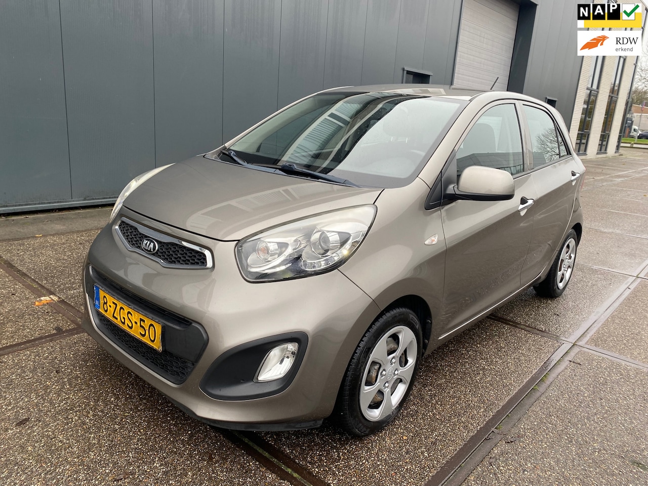 Kia Picanto - 1.0 CVVT BusinessLine / AIRCO / APK / NAP / NAVI / BOEKJES / 2 SLEUTELS / NETJES ONDERHOUD - AutoWereld.nl