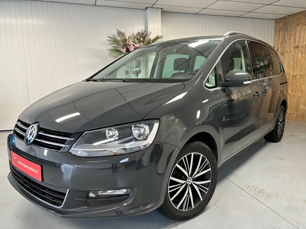 Volkswagen Sharan - 1.4 TSI ALLSTAR, NAVI, ACC, 7 PERSOONS, 1E EIGENAAR, DEALER ONDERHOUDEN, ETC... - AutoWereld.nl