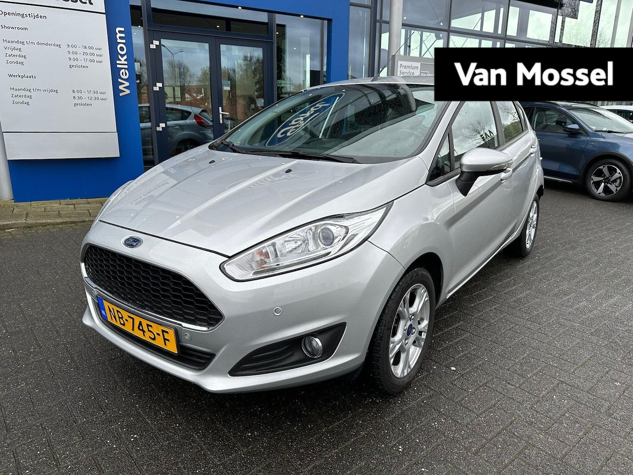 Ford Fiesta - 1.0 Style Ultimate | 80 pk | Navigatie  | Parkeersensoren | - AutoWereld.nl