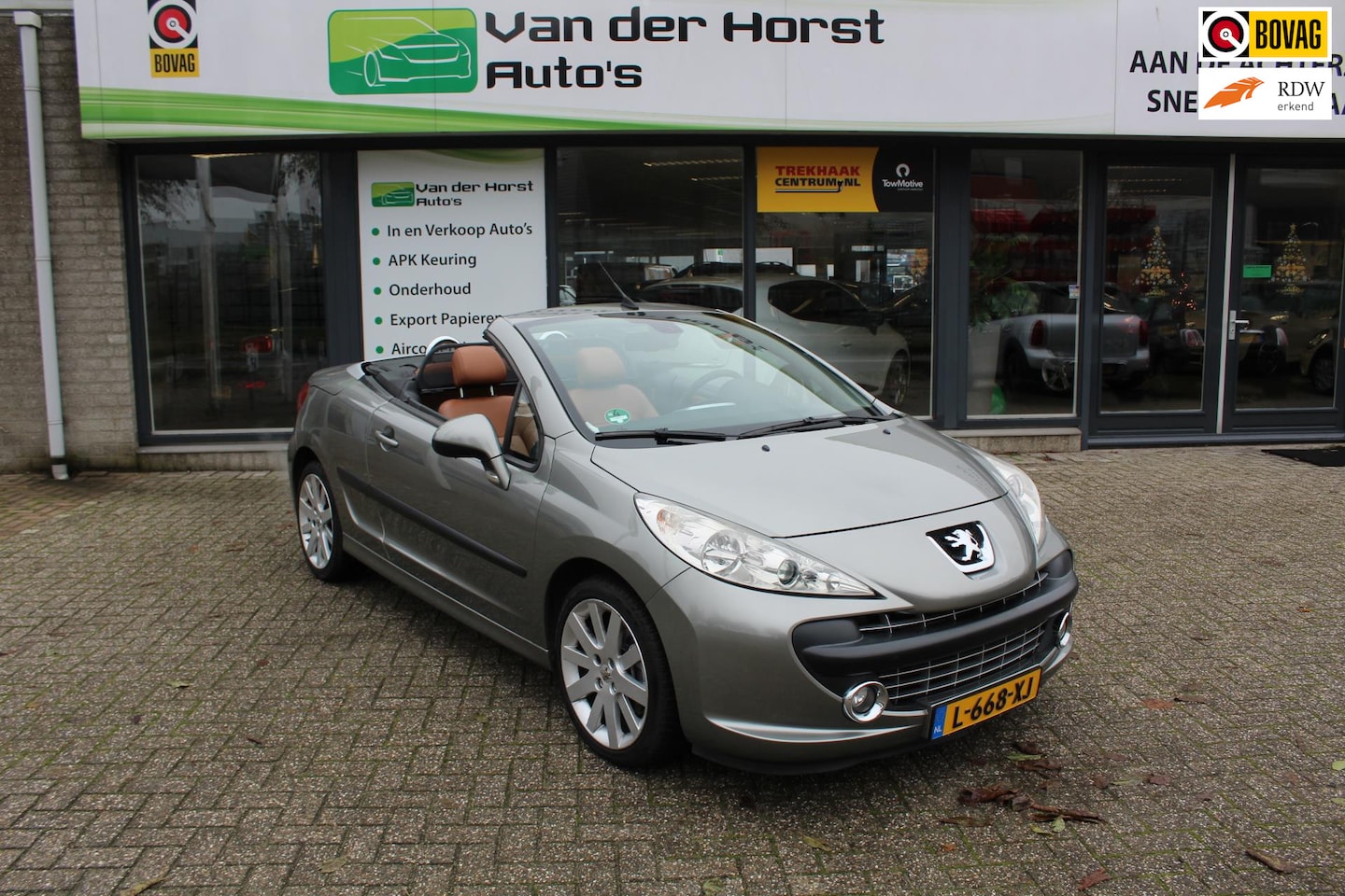 Peugeot 207 CC - 1.6 VTi Féline automaat airco - AutoWereld.nl