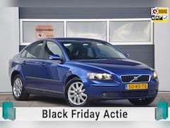 Volvo S40 - 1.8 Kinetic Youngtimer / NL auto / Trekhaak