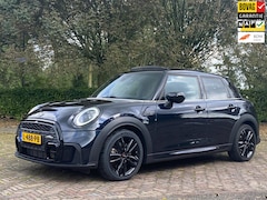 MINI John Cooper Works - 2.0 S Cooper | Harman Kardon | Panoramadak | NL-Auto | NAP | BOVAG Garantie