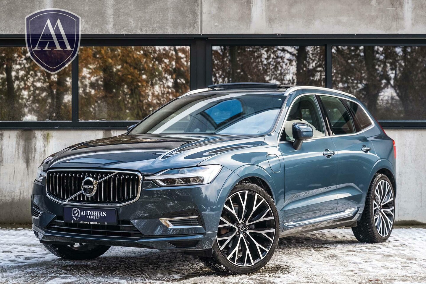 Volvo XC60 - 2.0 T8 Recharge AWD Inscription B&W Nappa Luchtvering - AutoWereld.nl