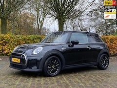 MINI Mini-Electric - Camden Edition 33 kWh € 2.000, - SUBSIDIE | CarPlay | Leder interieur | NAP | BOVAG garant