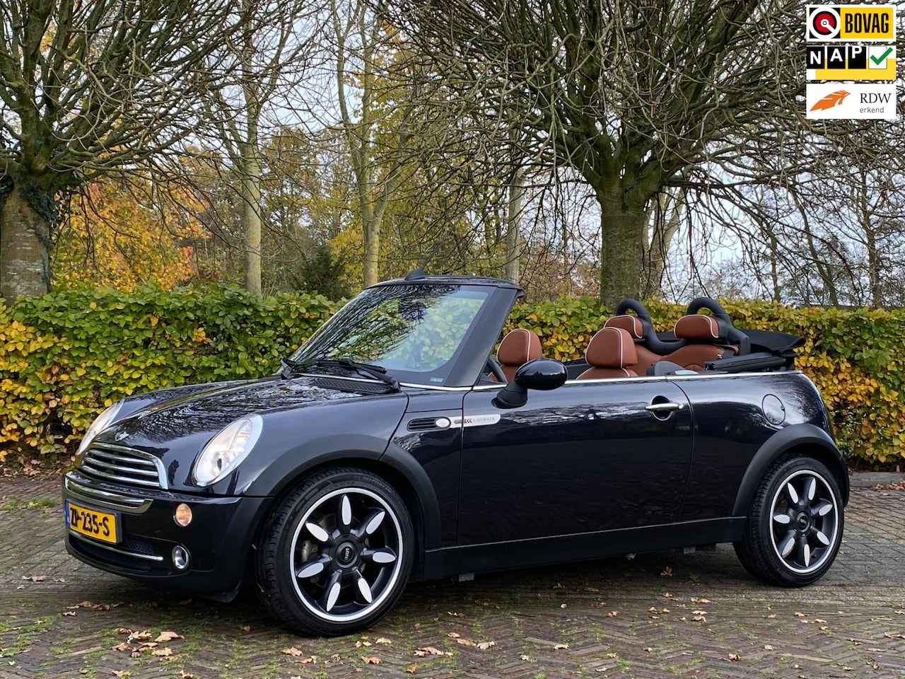 MINI Cabrio - 1.6 Cooper Sidewalk | Leder interieur | Airco | Cruise Control | Garantie - AutoWereld.nl